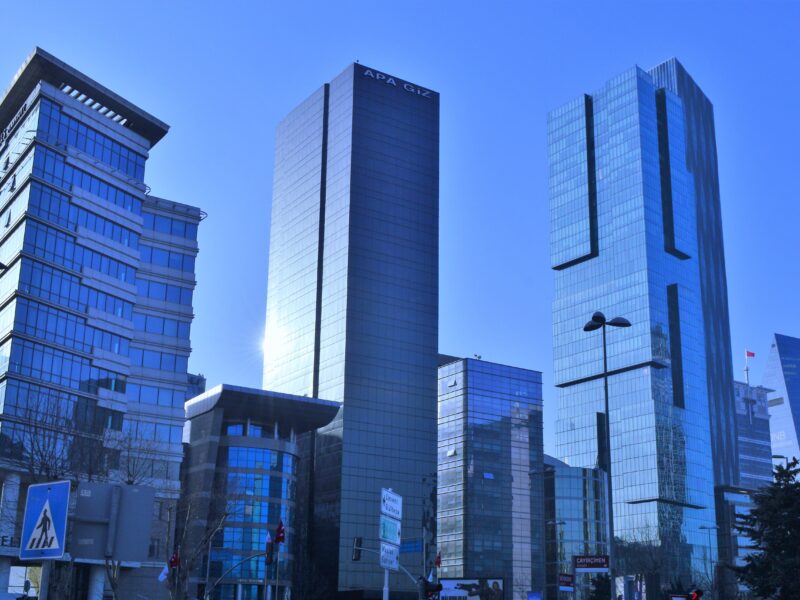Levent Financial Center, Istanbul. Photo by Maurice Flesier, via Wikimedia Commons, licensed under CC BY-SA 4.0.