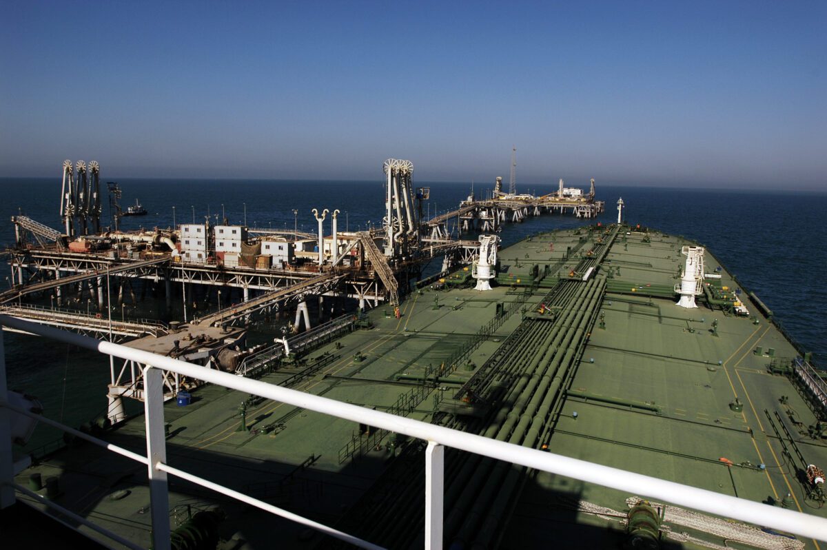 The UAE’s exit from OPEC comes as energy markets face rising pressure from Gulf shipping risk and weaker producer discipline. Photo: U.S. Navy / Photographer’s Mate Airman Eben Boothby / Wikimedia Commons / Public Domain.