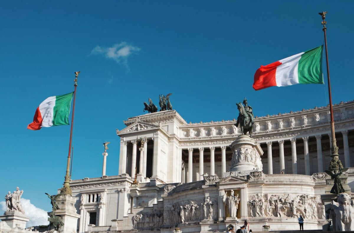 Italy stock market record high driven by energy, banking and semiconductor shares