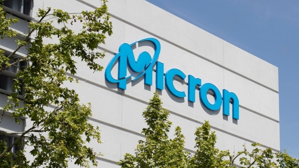 Micron Technology’s rally highlights rising investor demand for AI memory chips and data center infrastructure.