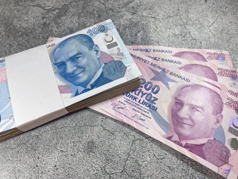Rising Turkish bond yields reflect investor concerns over inflation, policy predictability and sovereign risk.